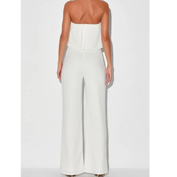 LULU'S  M White What Lovers Do Strapless Straight Neck Wide-Leg Jumpsuit NEW B54 - Picture 2 of 12